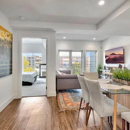 13 Luxury Apartment Los Angeles Exterior photo